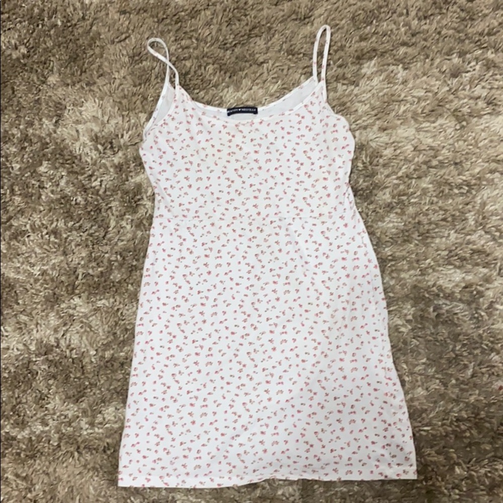 Brandy Melville short rose dress